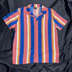 Men Casual Button Down Size XL